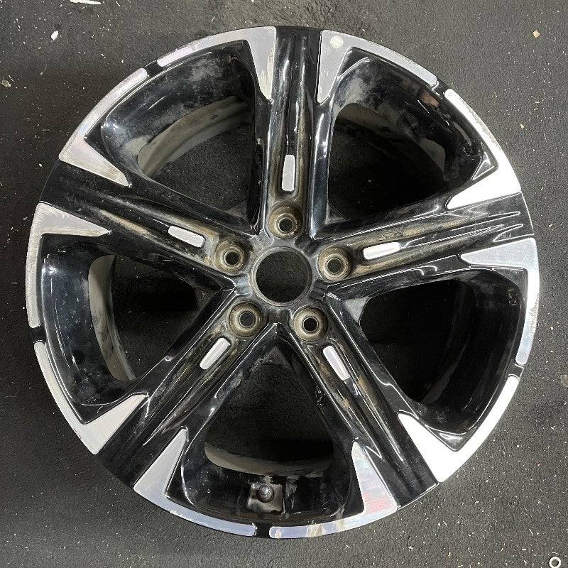 18″ K5 21-24 18×7.5 alloy machined face black Original OEM Wheel Rim
