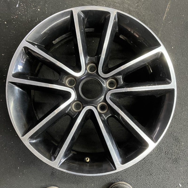 17″ CARAVAN 14 17×6.5 aluminum 10 spoke polished face with pockets black pockets opt WFH Original OEM Wheel Rim