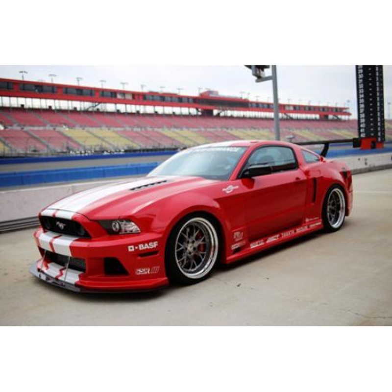 APR Performance Widebody Aero Kit – 13-14 Ford Mustang 5.0 GT