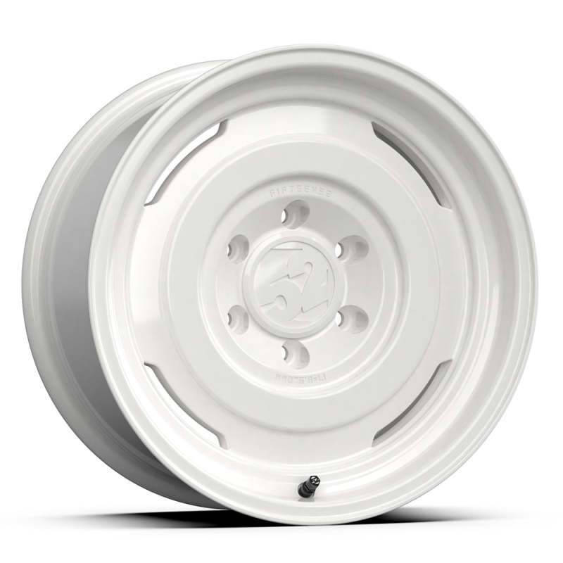 fifteen52 Analog HD 17×8.5 6×139.7 0mm ET 106.2mm Center Bore Gloss White Wheel